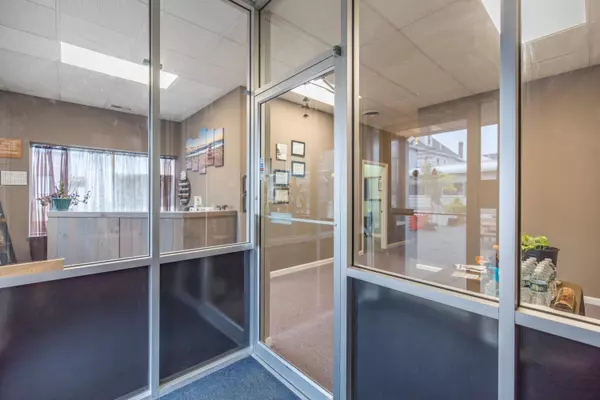 Lisbon, ME 04252,7 Main ST