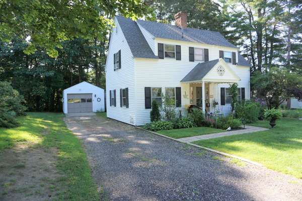 7 Grove ST, Lisbon, ME 04252