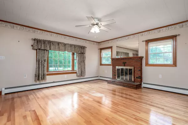 New Gloucester, ME 04260,433 Bald Hill RD