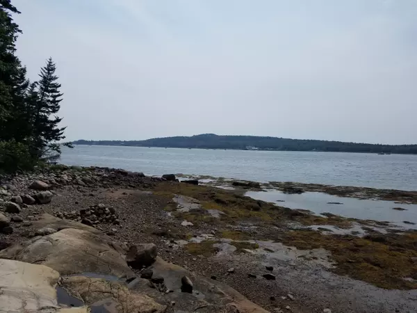 297 Bar Island RD, Milbridge, ME 04658
