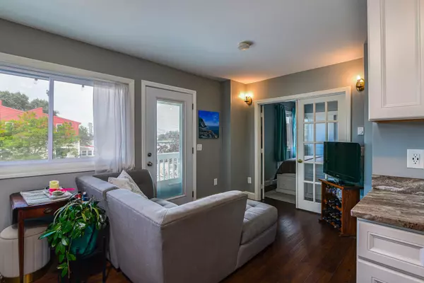 3 Island AVE #4, Kittery, ME 03904