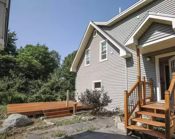 Carmel, ME 04419,25 Hampden RD