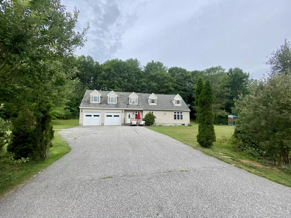 New Gloucester, ME 04260,38 Chestnut Common