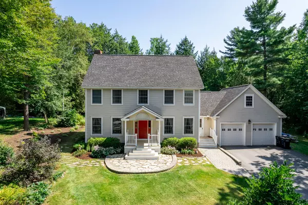 63 Woodland DR, Bangor, ME 04401