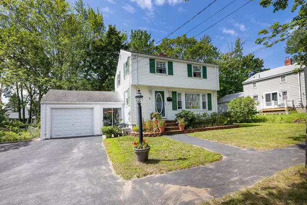 9 Wayne ST, Portland, ME 04102