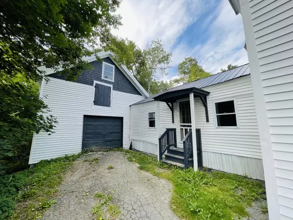 Hampden, ME 04444,42 Main RD S