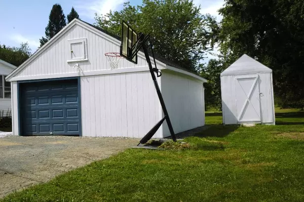 Norridgewock, ME 04957,28 Willow ST