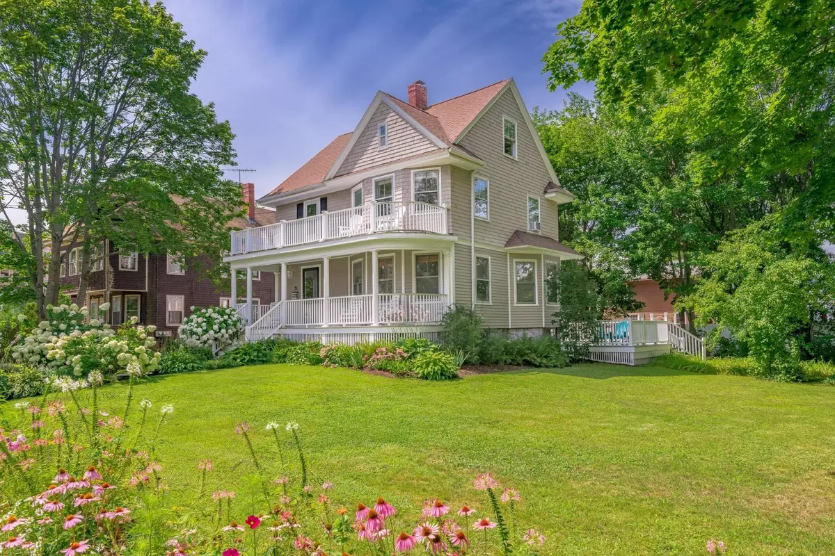 Portland, ME 04102,15 Mitton ST