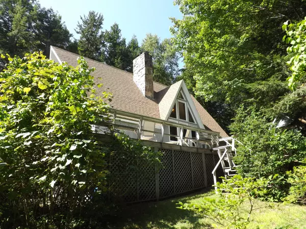 Liberty, ME 04949,5 Isleview LN