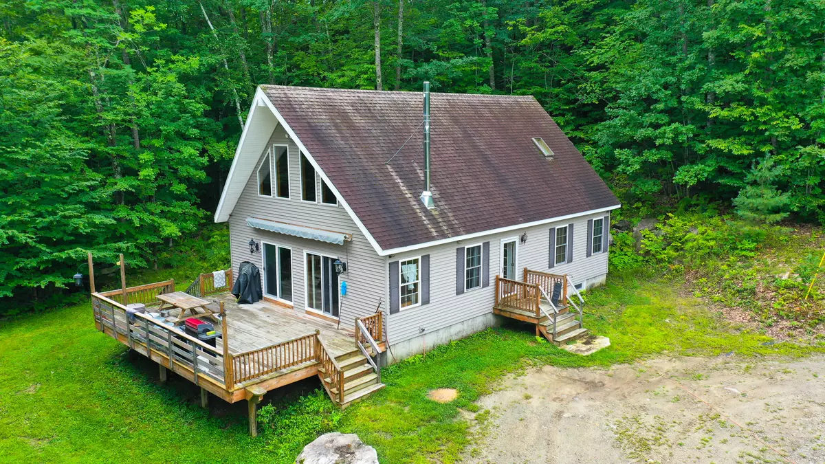 Norway, ME 04268,461 Center RD