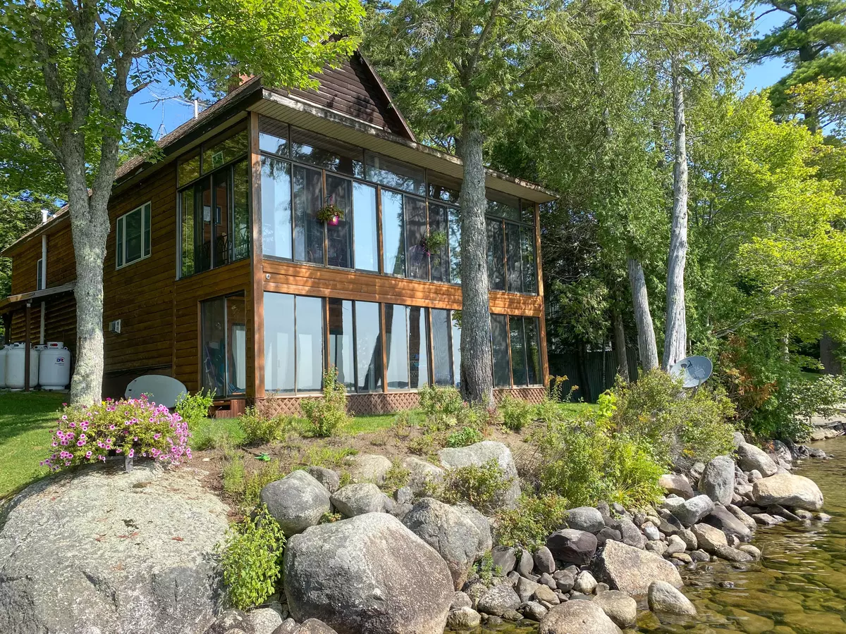 Otis, ME 04605,475 Point RD