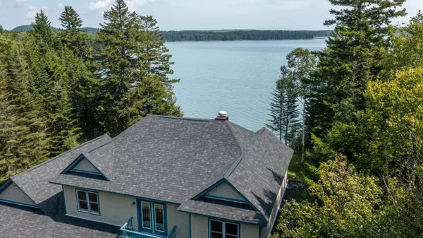 Roque Bluffs, ME 04654,568 Duck Cove RD