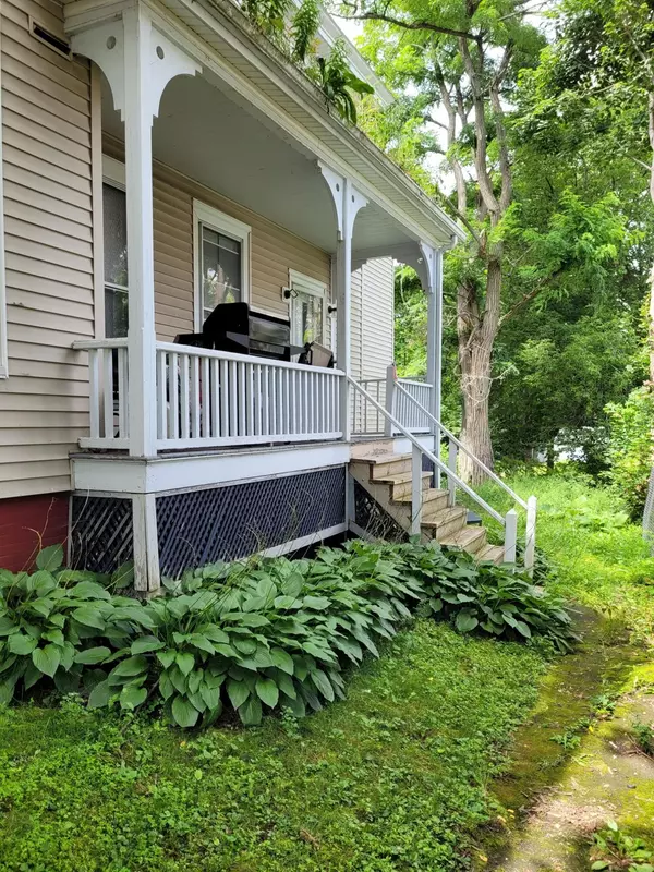 Gardiner, ME 04345,39 Central ST