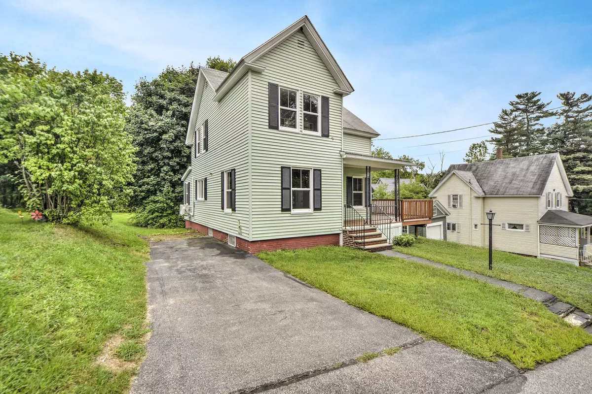 Livermore Falls, ME 04254,3 Free ST