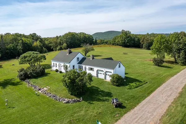 94 Joy RD, Lincolnville, ME 04849