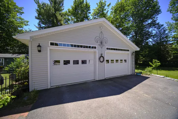 Thomaston, ME 04861,29 Green ST