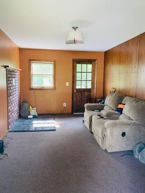 Rumford, ME 04276,42 Wyman Hill RD