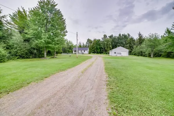 1105 Main RD, Greenbush, ME 04418