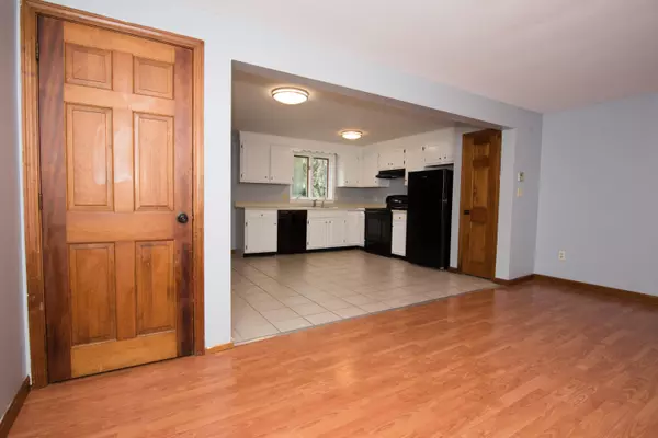 South Portland, ME 04106,43 Valley Street #8