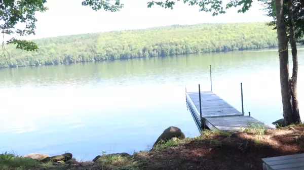 Mount Vernon, ME 04352,5 Snake Point RD