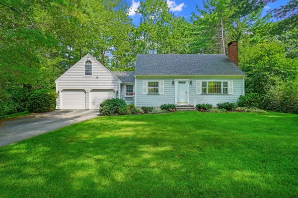 82 Bowdoin ST, Yarmouth, ME 04096