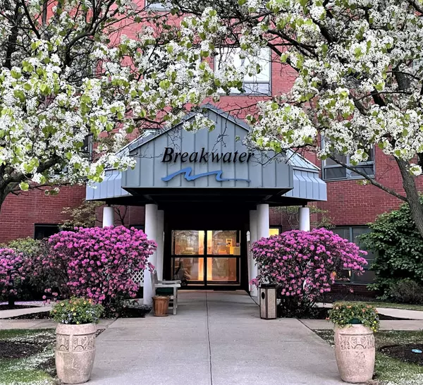 South Portland, ME 04106,148 Breakwater DR #307