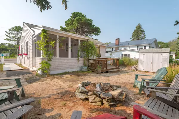 Saco, ME 04072,18 King AVE