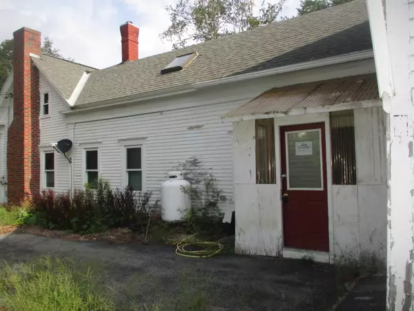 Lisbon, ME 04250,18 Ferry RD