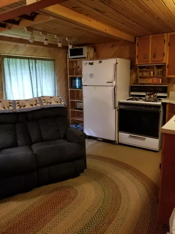 New Portland, ME 04961,6 Stonewall DR