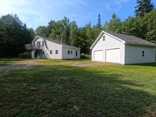 Warren, ME 04864,57 Cash LN