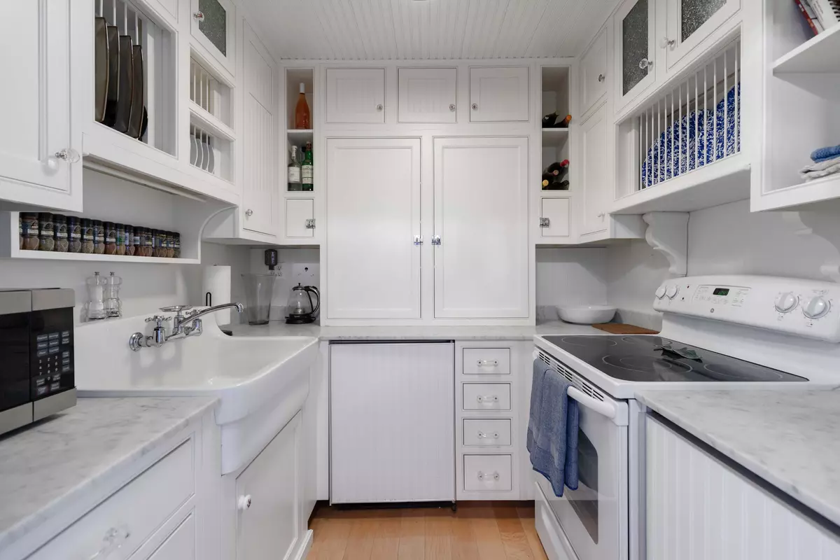 South Portland, ME 04106,148 Breakwater DR #814