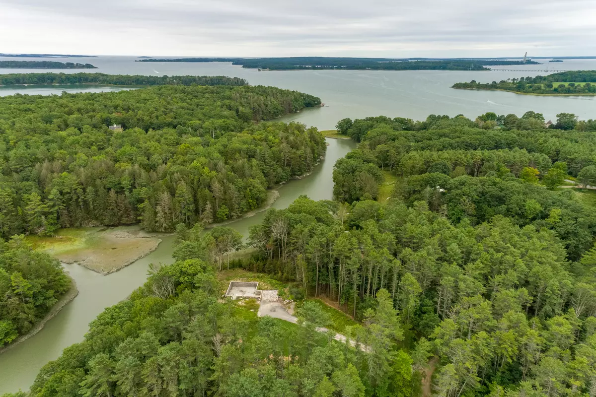 Freeport, ME 04032,29 Crows Nest Drive DR