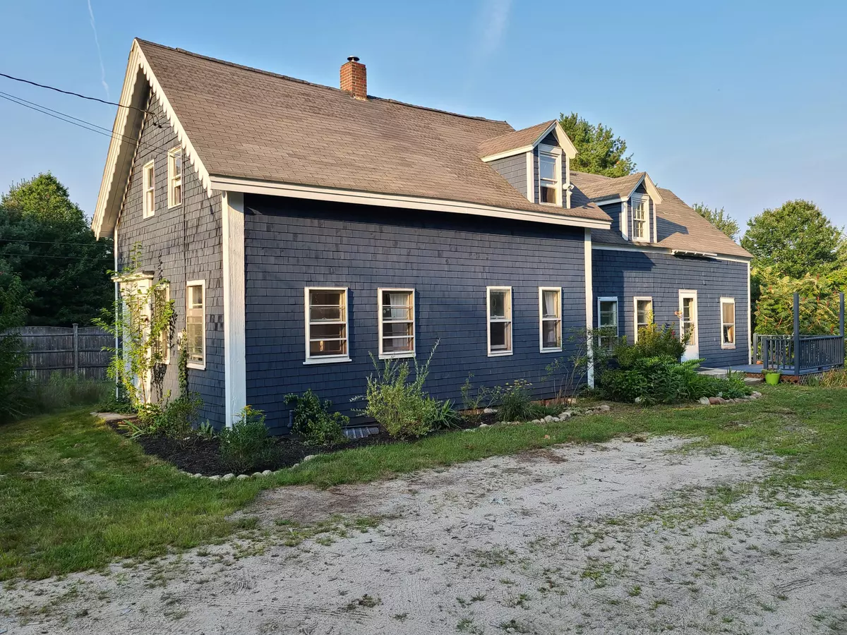 North Yarmouth, ME 04097,643 Walnut Hill RD
