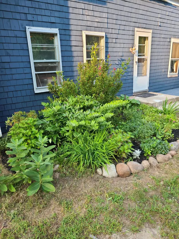 North Yarmouth, ME 04097,643 Walnut Hill RD