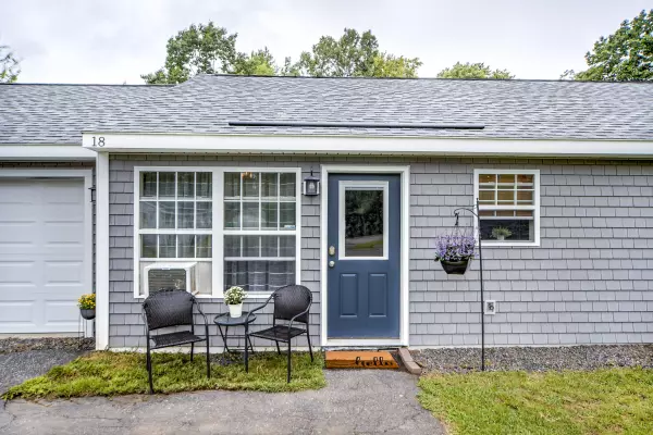 Waterville, ME 04901,18 Pleasant Hill DR