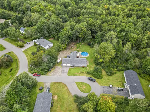 Waterville, ME 04901,18 Pleasant Hill DR