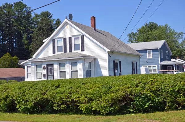 Lewiston, ME 04240,8 Barrows ST