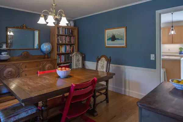 Waterville, ME 04901,16 N Riverside DR