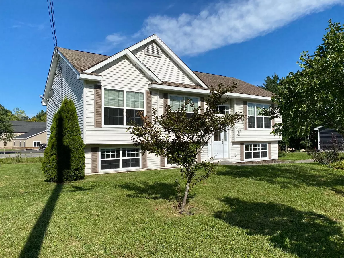 Bangor, ME 04401,45 Starling DR