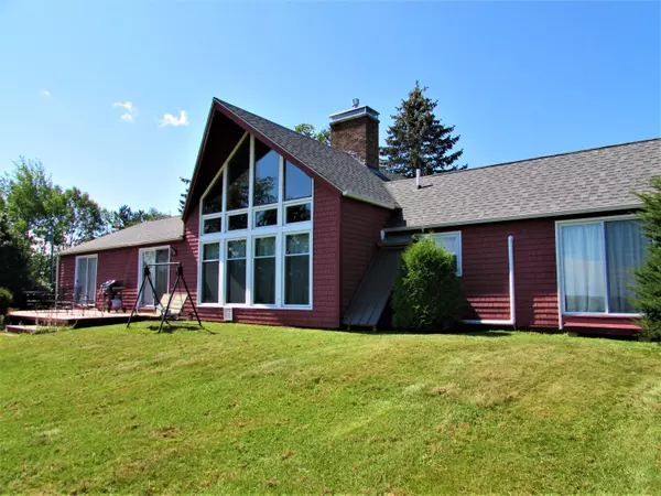 Newport, ME 04953,181 Libby Hill RD