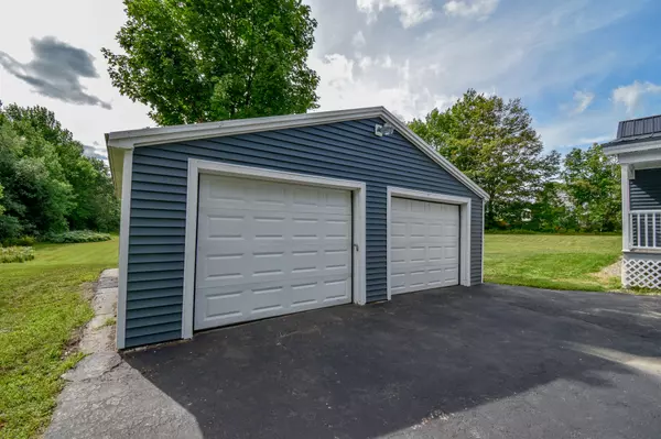 Hampden, ME 04444,83 Shaw Hill RD