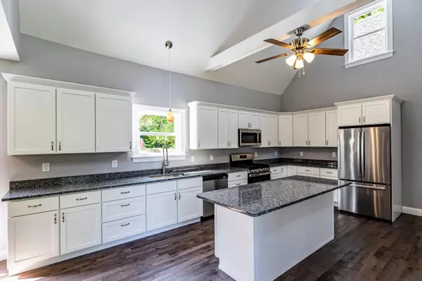 Lisbon, ME 04250,11 Pinewoods RD