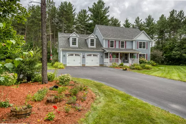 61 Christopher ST, Fryeburg, ME 04037