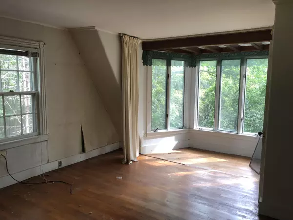 Ogunquit, ME 03907,30 Grasshopper LN