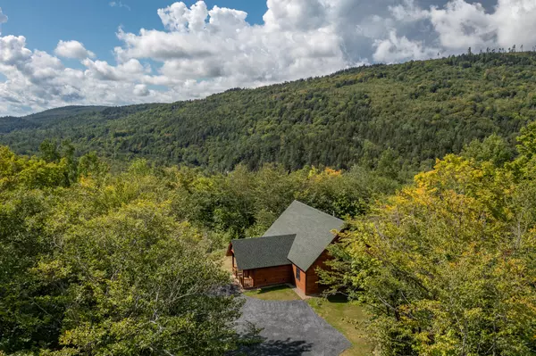 Kingfield, ME 04947,79 Hillside DR