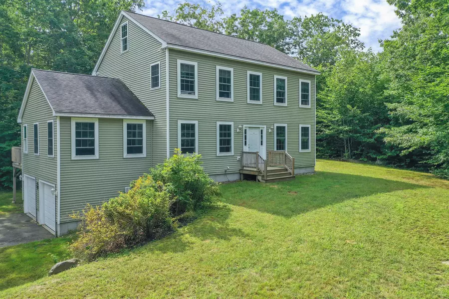 185 Mountain View RD, Gray, ME 04039