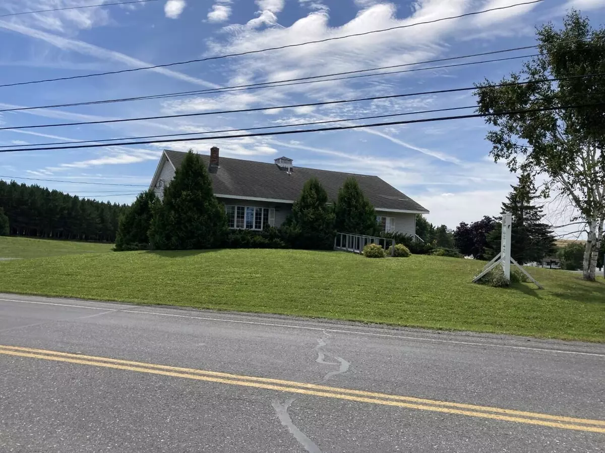 Presque Isle, ME 04769,184 Academy ST