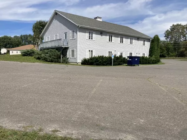 Presque Isle, ME 04769,184 Academy ST