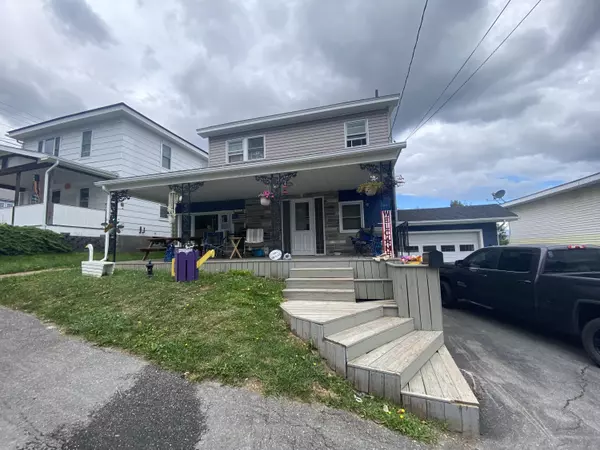 127 6th AVE, Madawaska, ME 04756