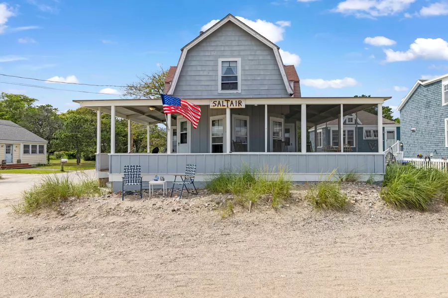 32 Surf ST, Saco, ME 04072